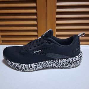 Brooks Revel 6 Black White Leopard Women's Running Shoe * Size: 10